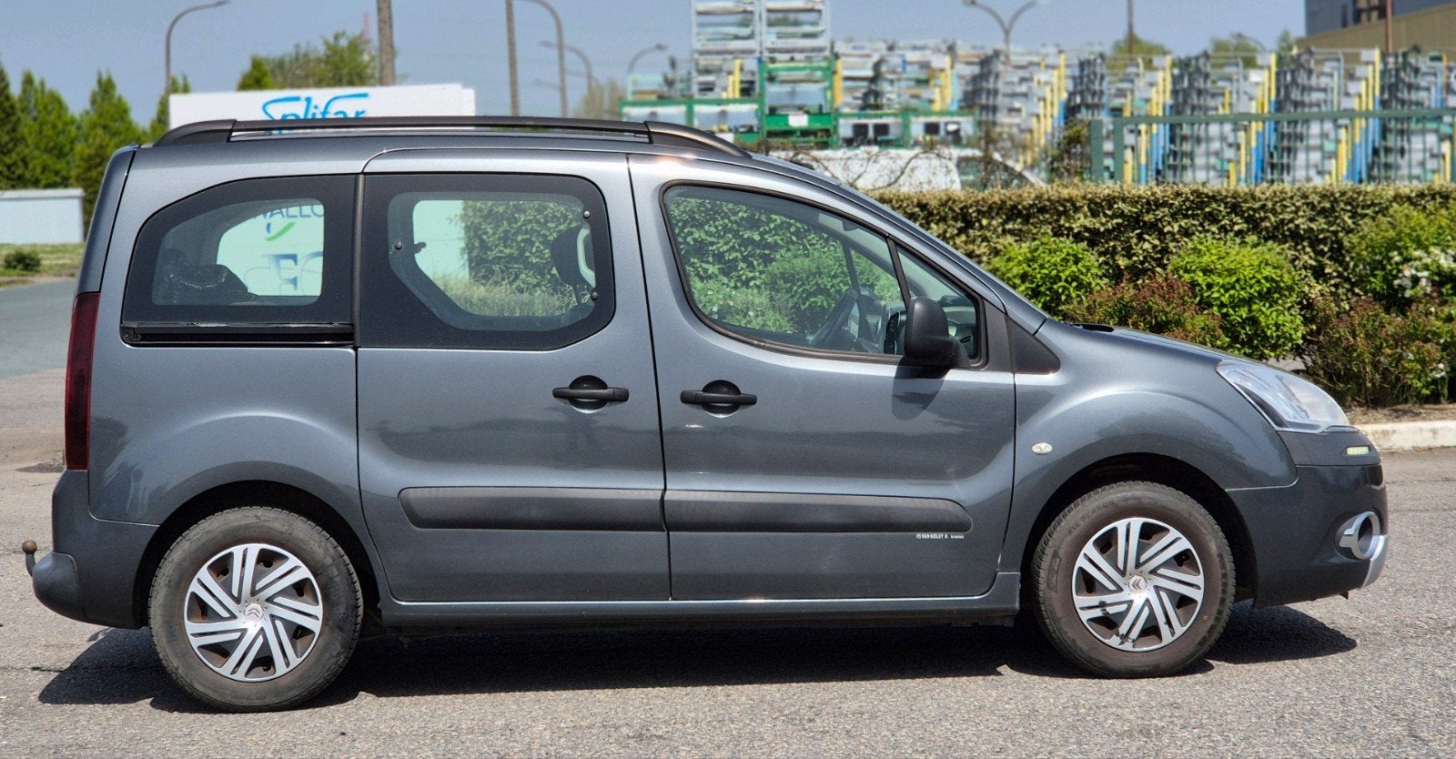 citroen berlingo 16hdi an2014. 140mkm 7500€, Auto's, Euro 5, 1600 cc, Berlingo, 5 deurs