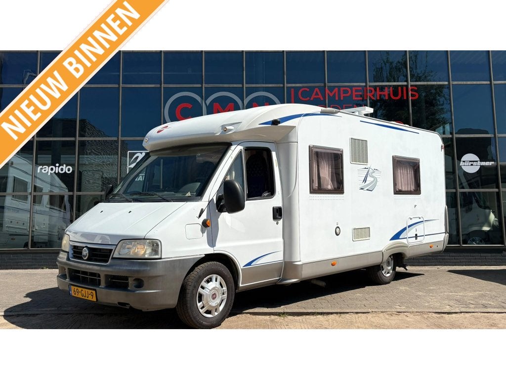 Bürstner Solano T 700 Enkele Bedden,Topindeling, Caravans en Kamperen, Ringverwarming, Tot en met 2, 6 tot 7 meter, Bedrijf