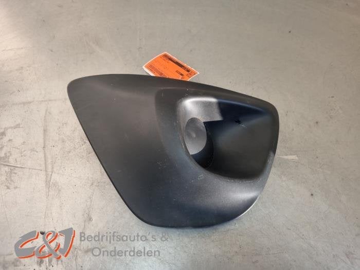 Bumper Rooster van een Opel Vivaro, Gebruikt, -, -, Opel