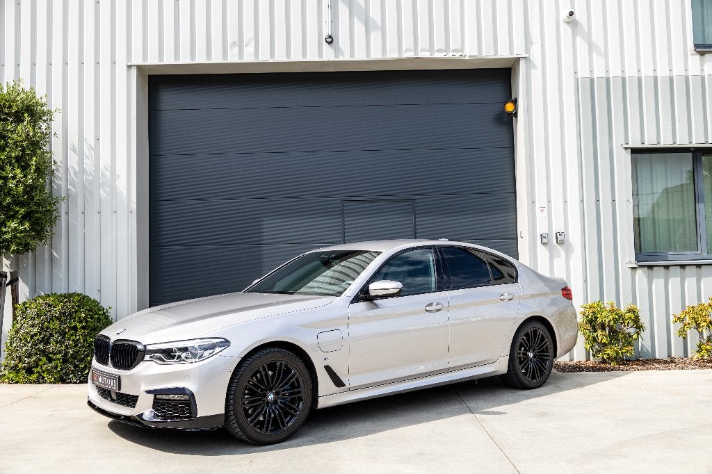 BMW 530eA PHEV - M PACK - 360 Camera - Harman Kardon - BTW, Auto's, BMW, Automaat, Testrit aan huis, 360° camera, 5 deurs