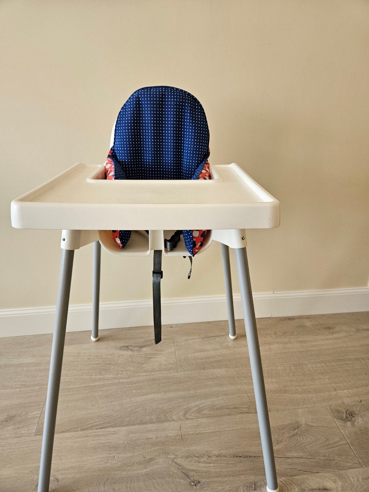 Ikea kinderstoel, Ophalen