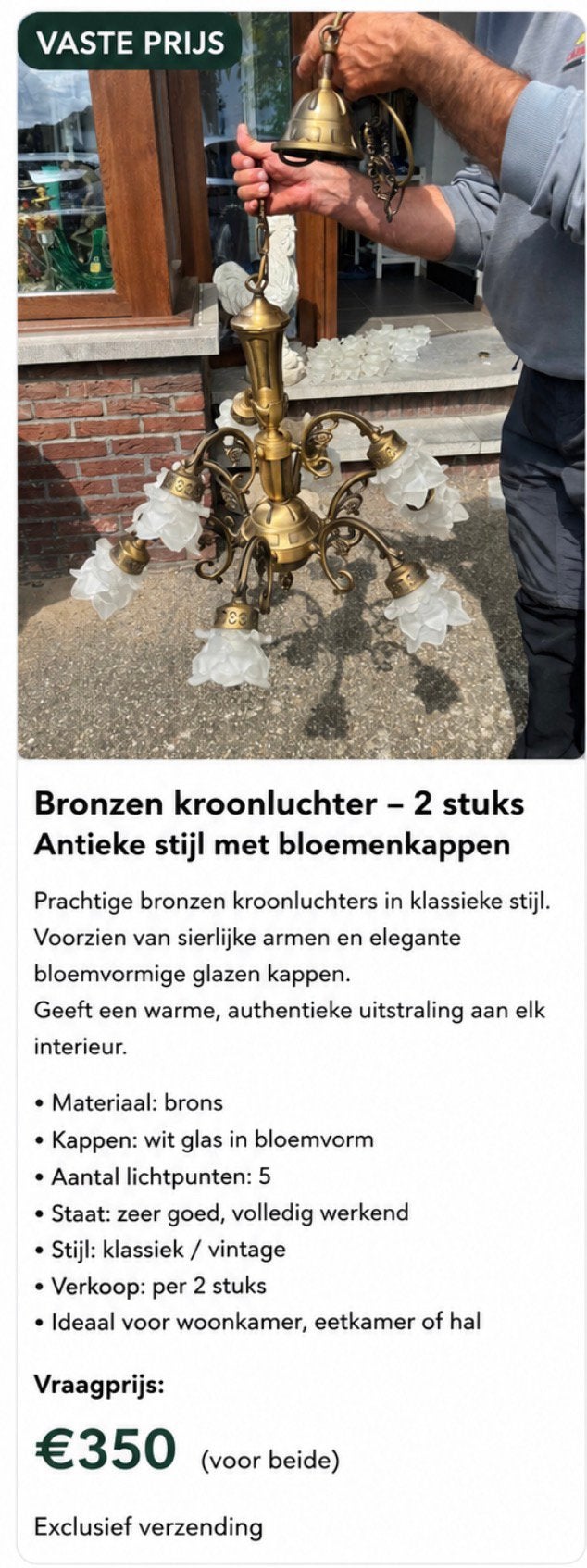 2 prachtige bronzen kroonluchters met glazen bloemen