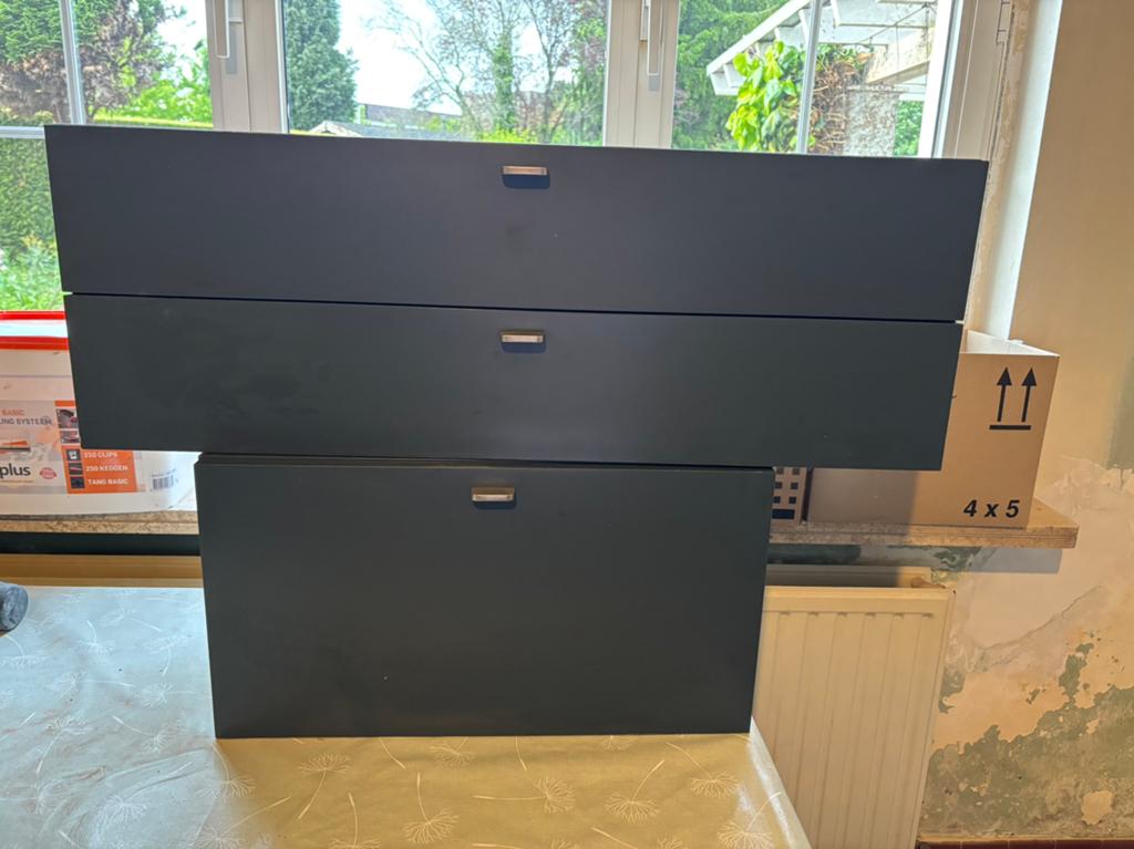 2 kastjes gratis, Huis en Inrichting, Kasten | Lockerkasten, Ophalen, Gebruikt
