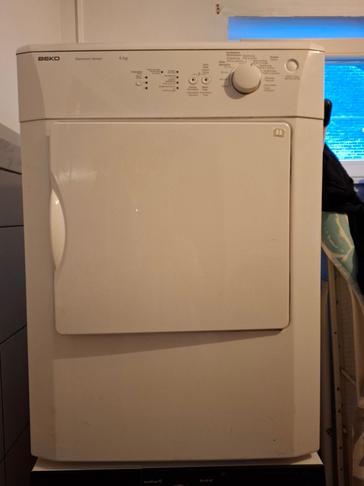droogkast Beko met luchtafvoer in Zonhoven, Elektronische apparatuur, Ophalen, Luchtafvoer
