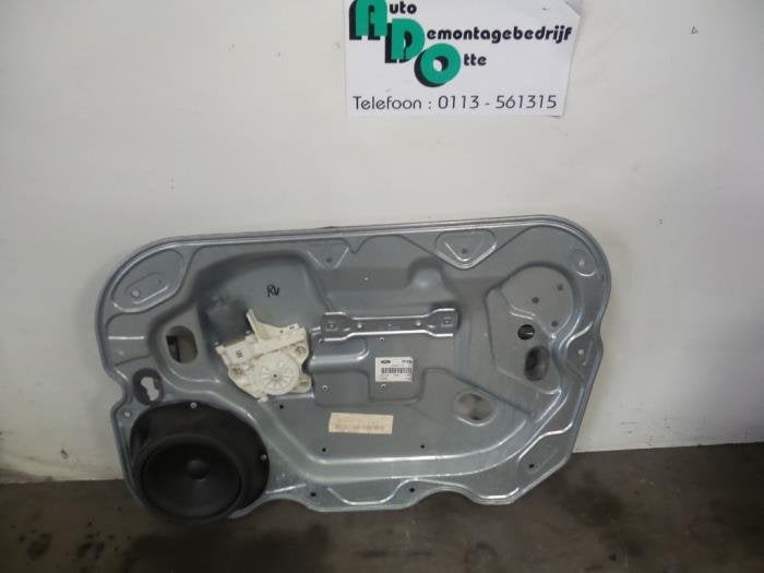 Mécanique vitre 4portes avant droite d'un Ford Focus (Focus, -, 3 mois de garantie, -, -