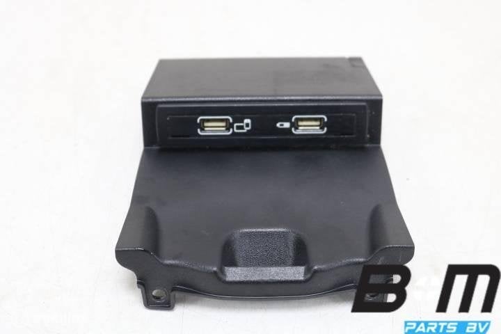 AUX / USB aansluitingen Mercedes A-Klasse W176 A1728201700, Auto diversen, Gebruikt