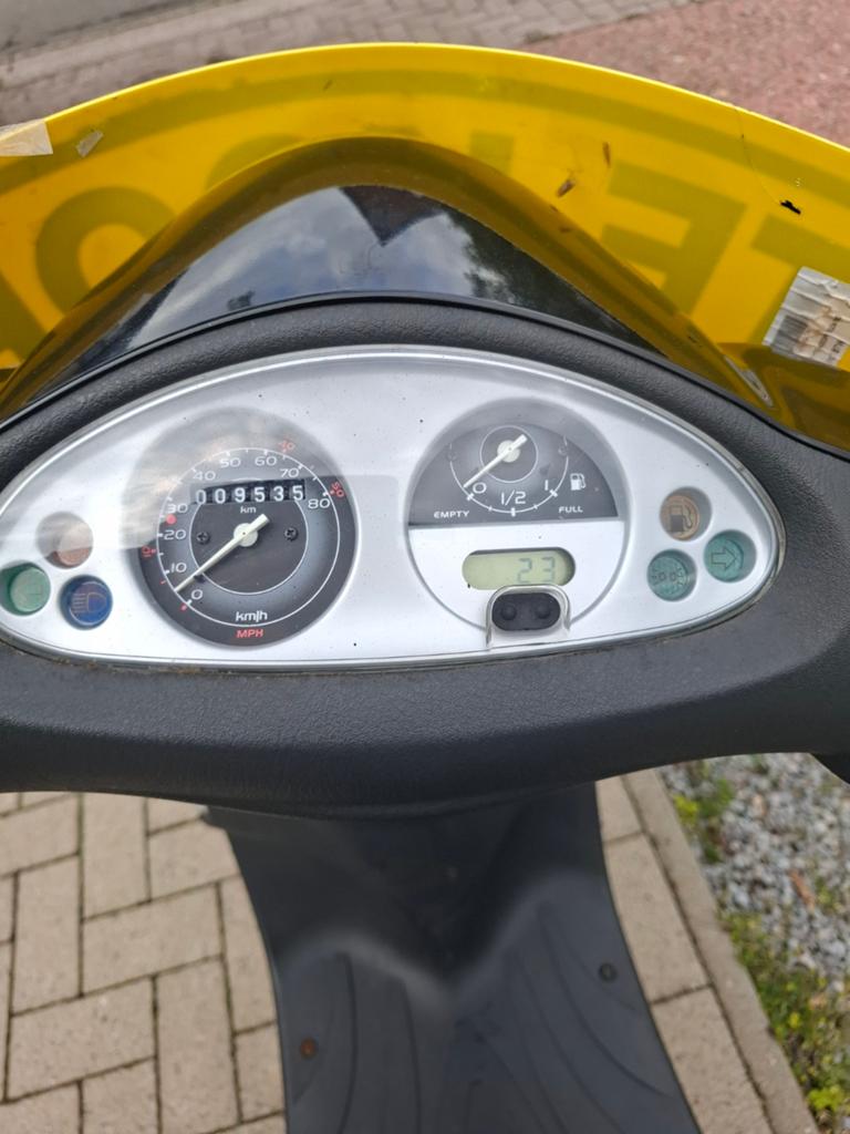 Piaggio new fly A KLASSE, Fietsen en Brommers, Ophalen