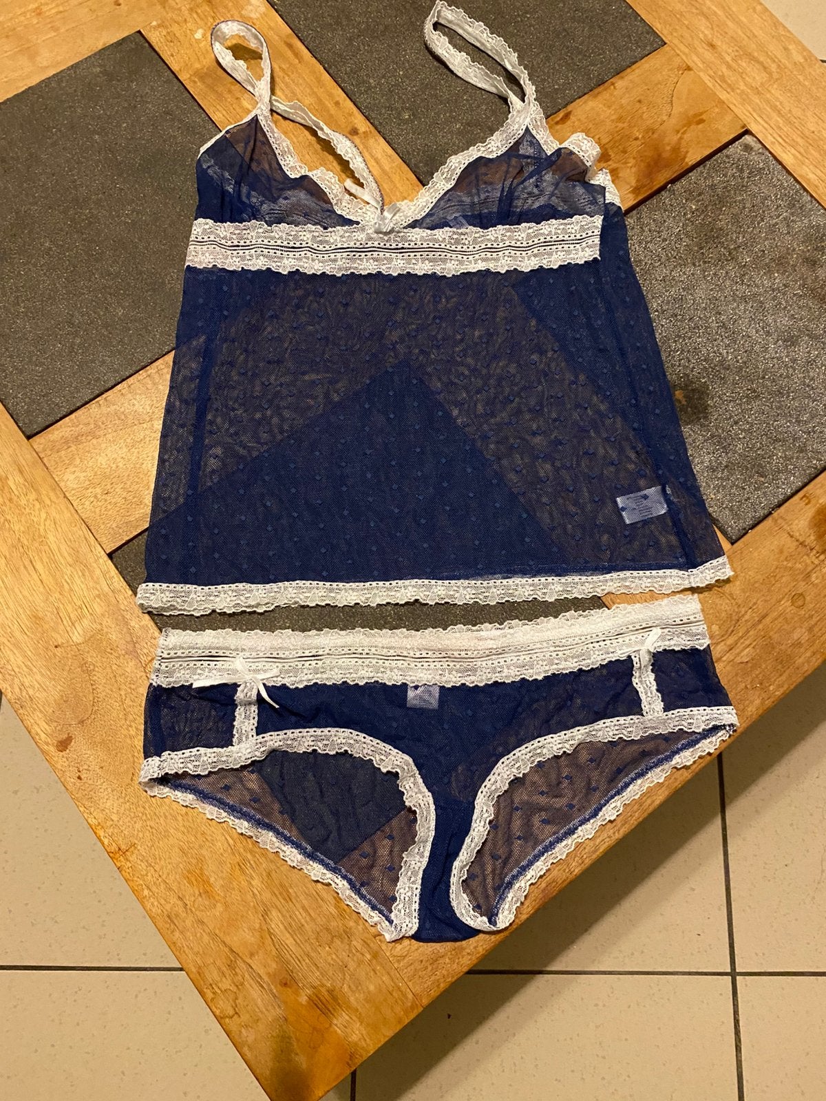 Lingerie meisje/vrouw, Ophalen