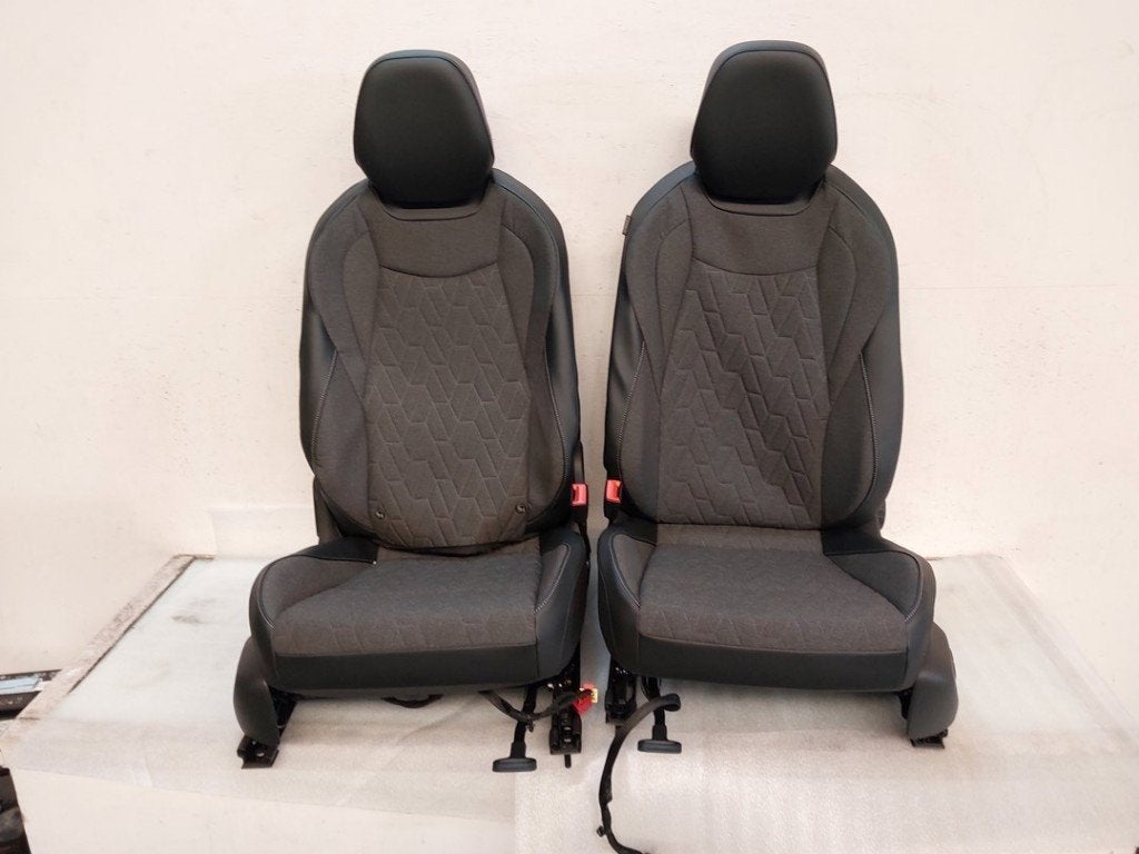 INTERIEUR COMPLET Volkswagen Tiguan (CT1) (01-2023/-), Autos : Pièces & Accessoires, Utilisé, Volkswagen