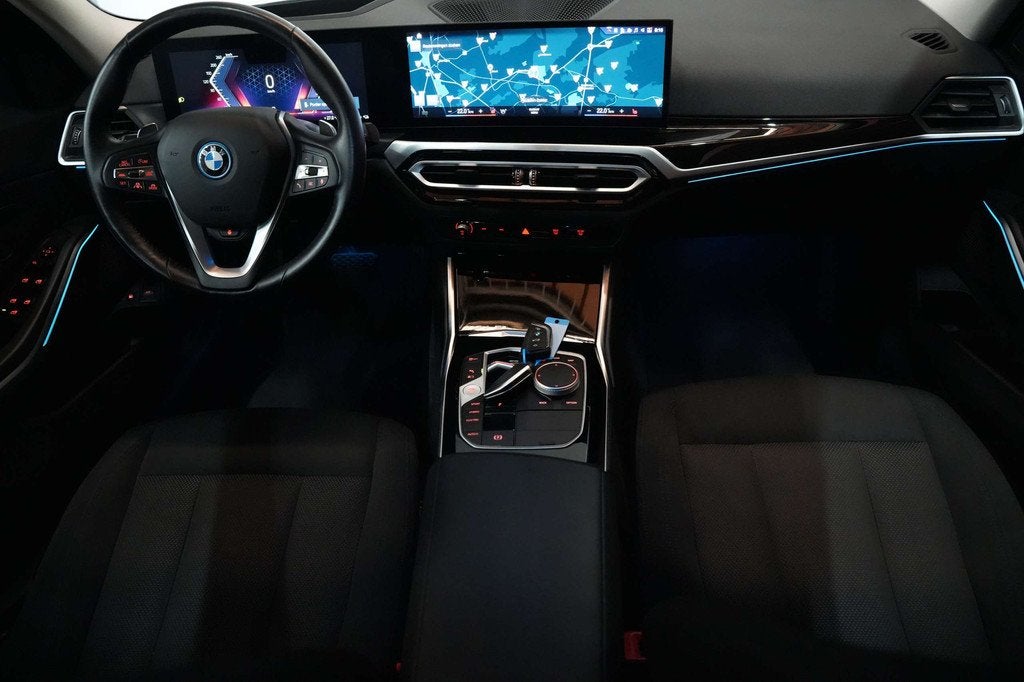 BMW 320 eA PHEV Plug in Hybride Benzine Automaat Garantie, Auto's, BMW, Automaat, 1998 cc, Stof, Gebruikt