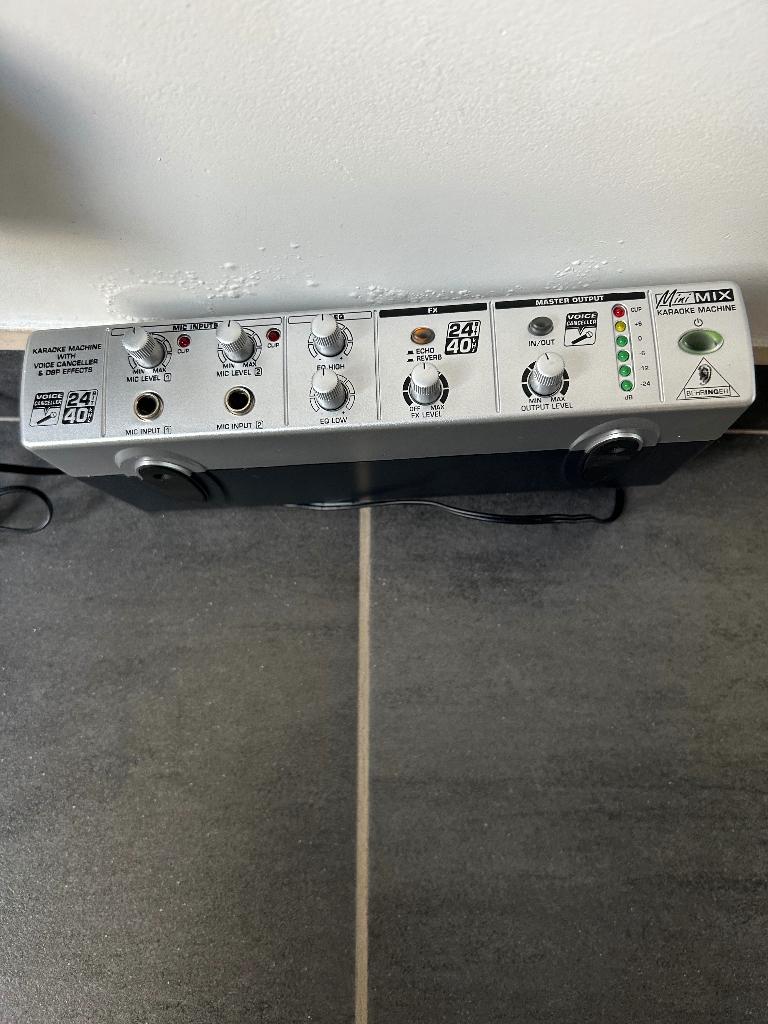 Behringer Mini Mix 800, Musique & Instruments, Modules de son, Enlèvement, Comme neuf, Autres marques