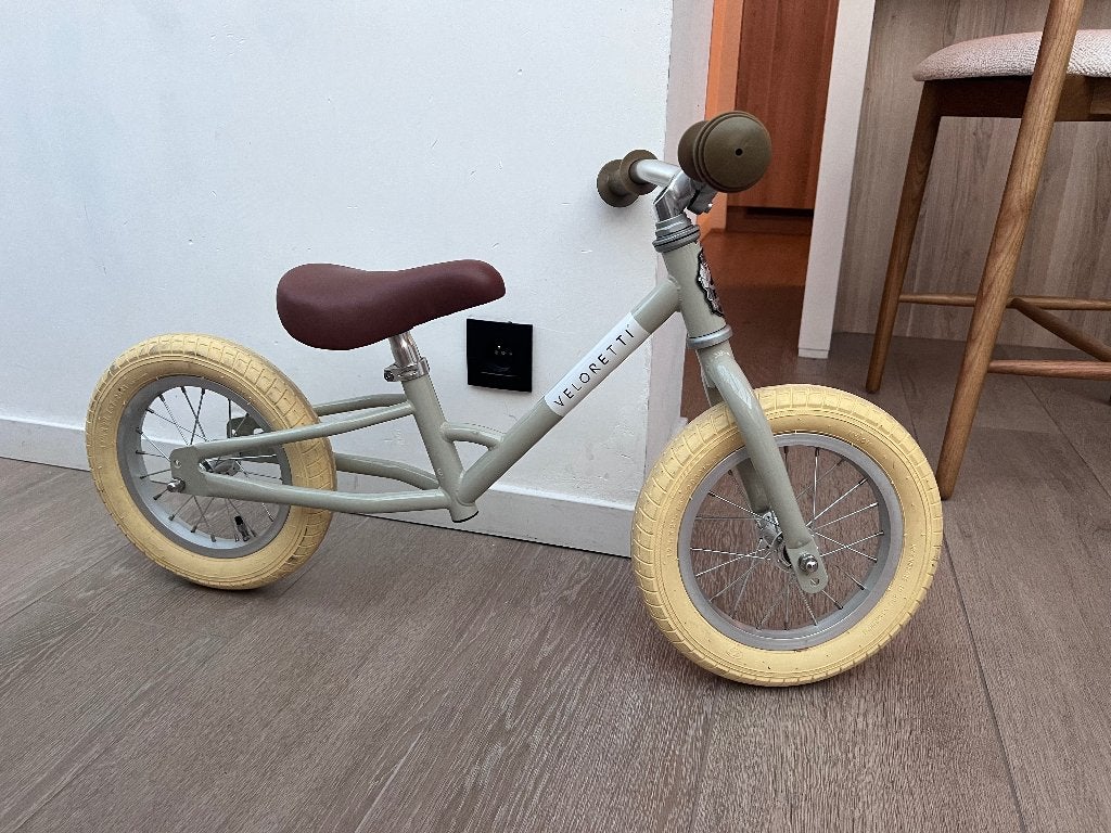 Loopfiets met 2 en of 3 wielen, Kinderen en Baby's, Ophalen, Zo goed als nieuw, Loopfiets