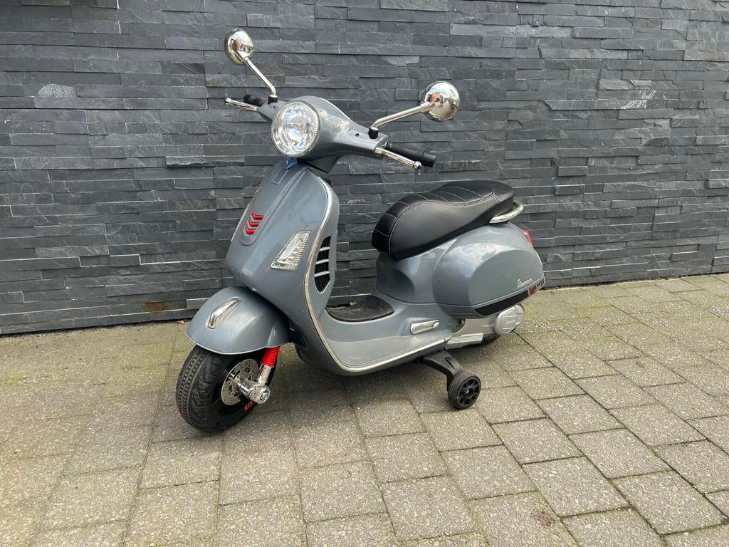 Elektrische scooter Vespa, Ophalen, Gebruikt
