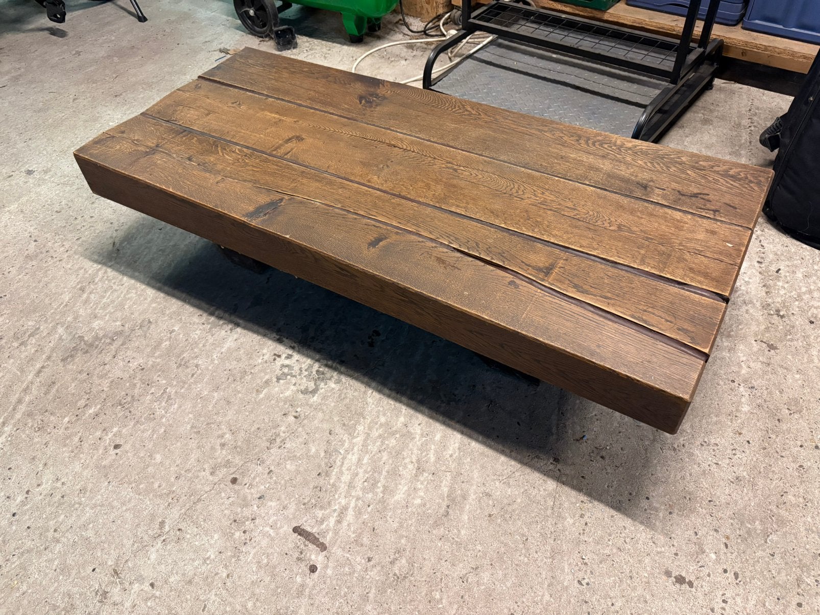 Massief eiken salontafel met vintage allure, 100 à 150 cm, Enlèvement, 50 à 100 cm, Chêne