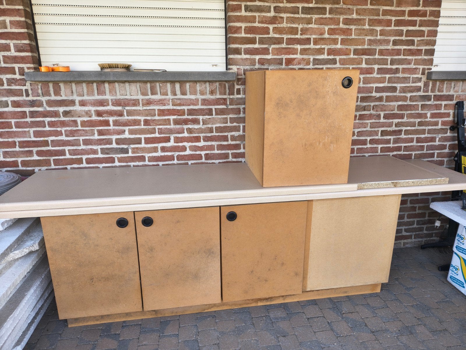 Kasten voor garage of berging + tabletten, Ophalen