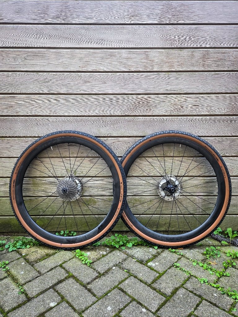 Bontrager Aeolus Pro 37V Disc TLR, Vélos & Vélomoteurs, Gravelbike, Comme neuf, Enlèvement, Bontrager