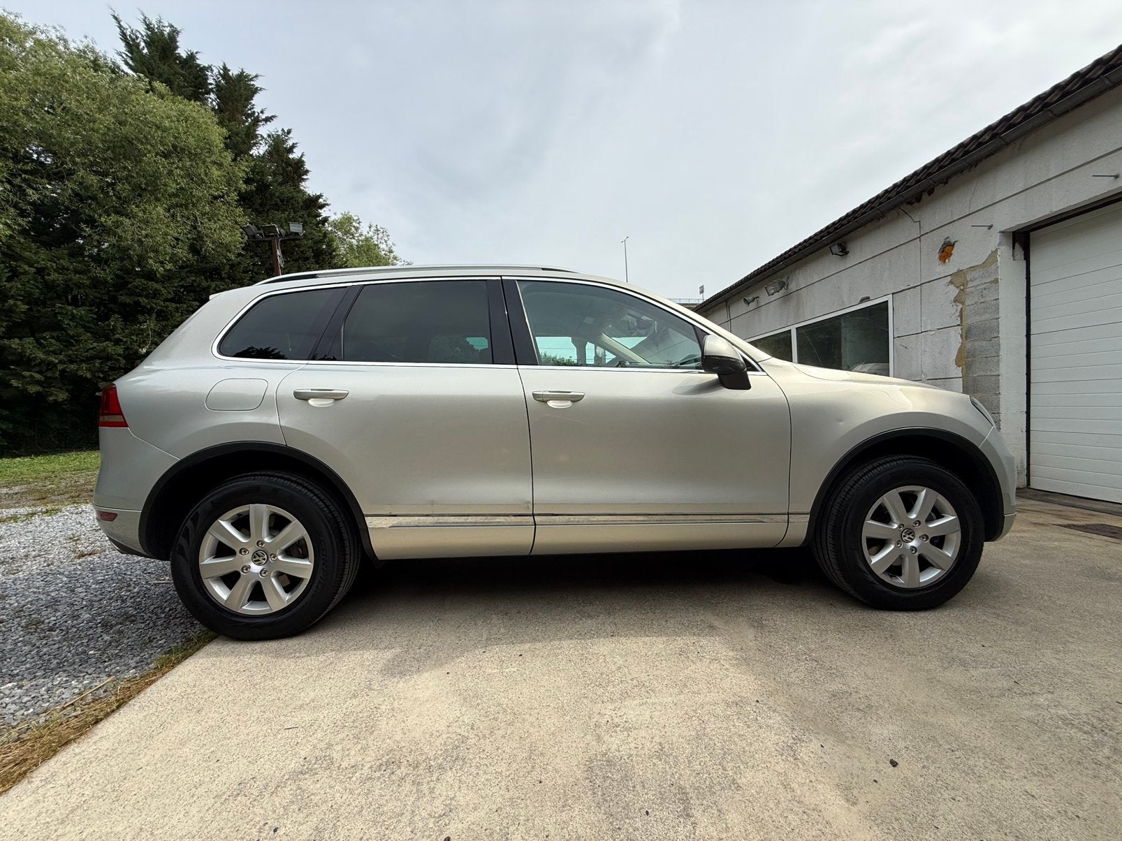 ✅Vw Touareg🔥3.0Tdi V6🔥204Pk💪Met servicebook👌Fullopt✨, Automaat, https://public.car-pass.be/vhr/32272bd0-7ccf-41c3-aaca-1f17da3b836d