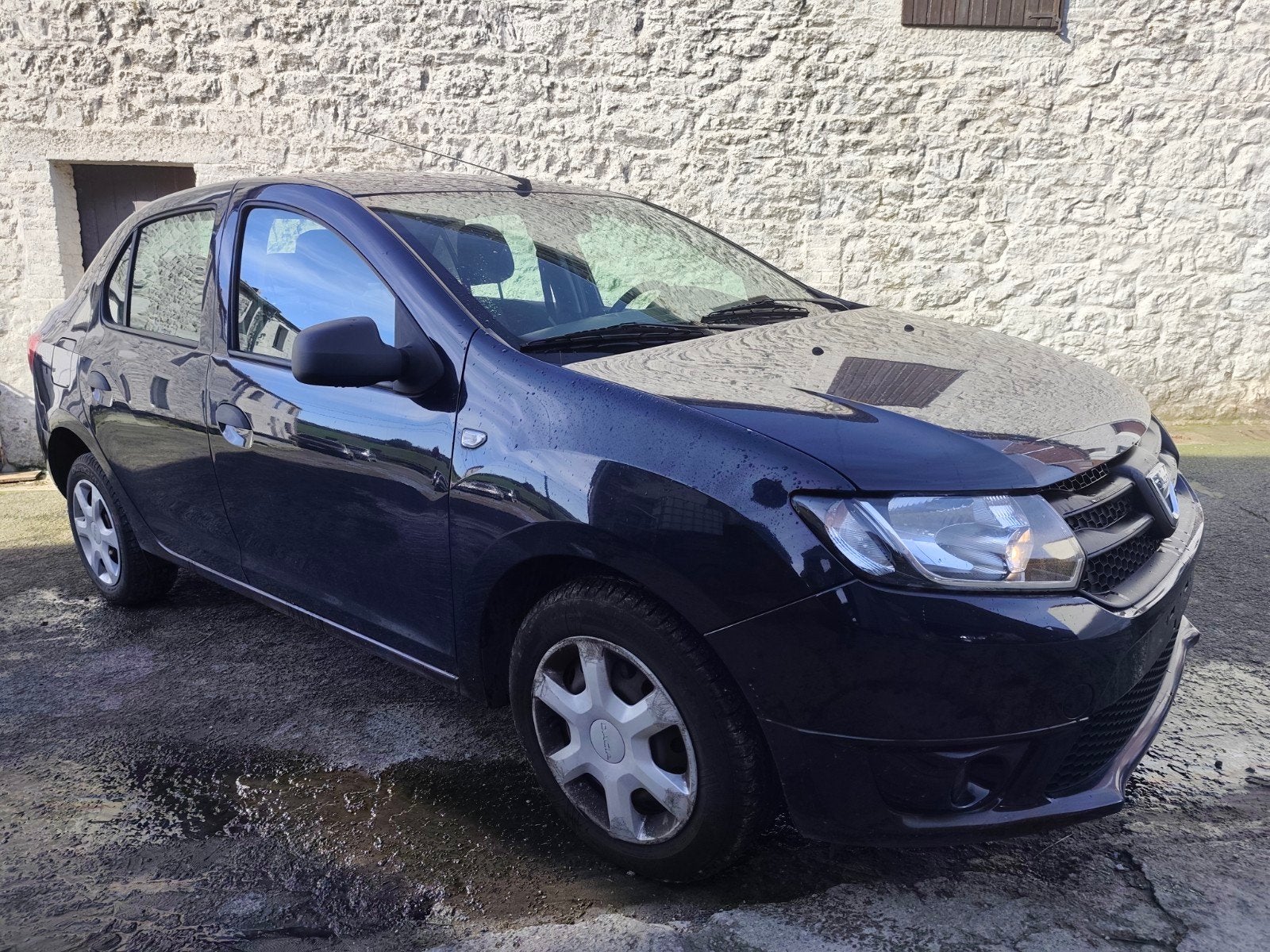 DaciA vendre Dacia essence, Entreprise, Achat