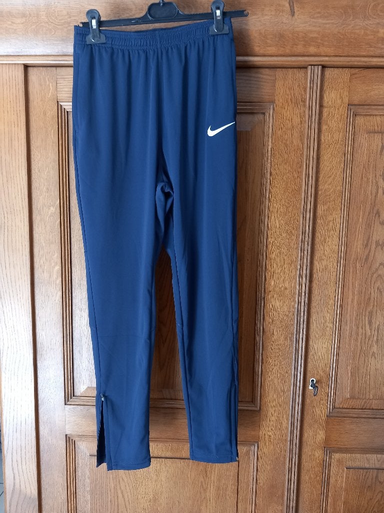 NIKE - pantalon - bleu marine - taille 158/170 cms, Enfants & Bébés, Pantalon, Garçon, Comme neuf, Nike