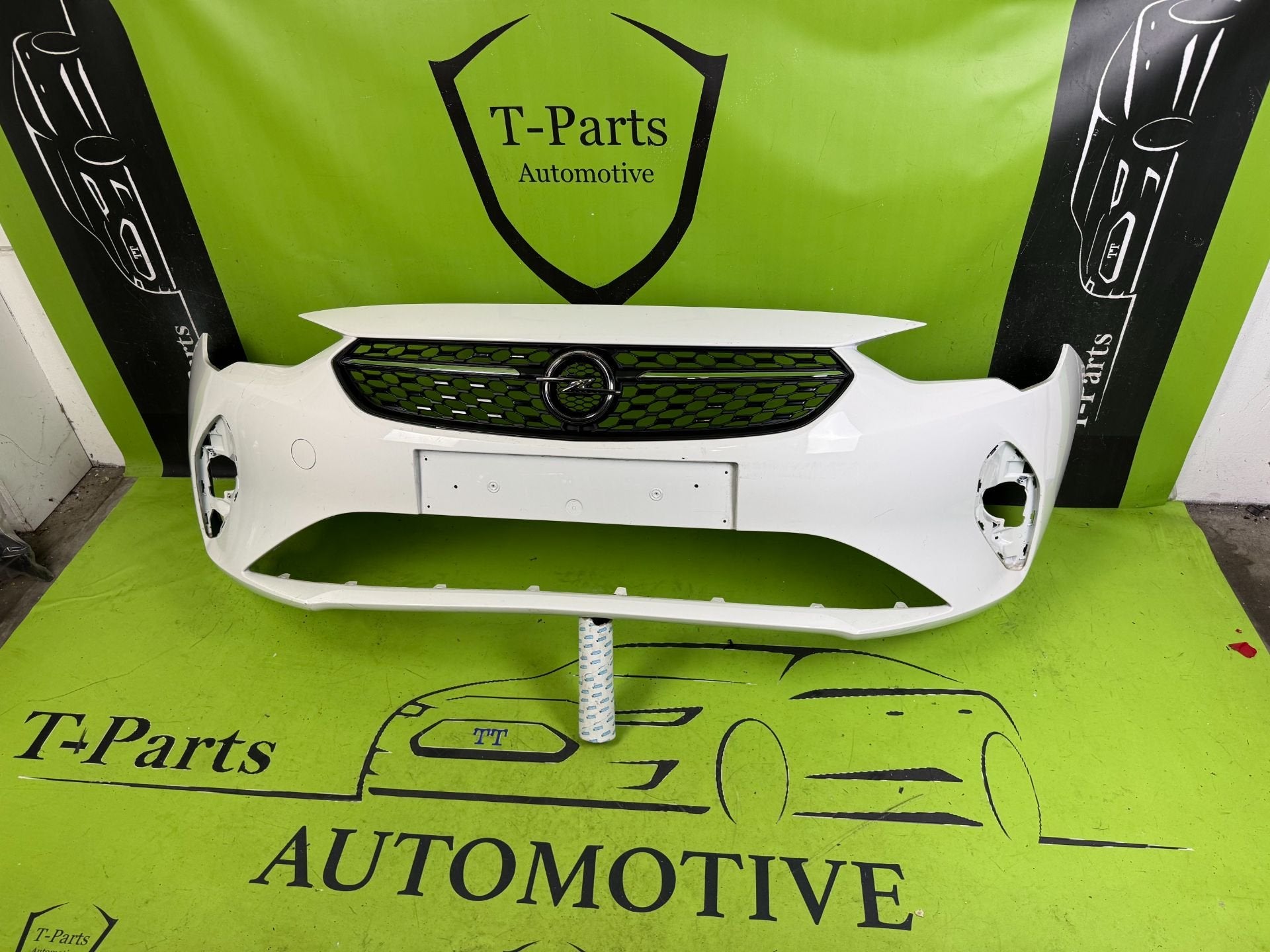 opel corsa F voorbumper bumper, Kontakt@opel-infoservice.de, Bumper, Opel, Bahnhofsplatz 1
65423  Russelsheim am Main, DE