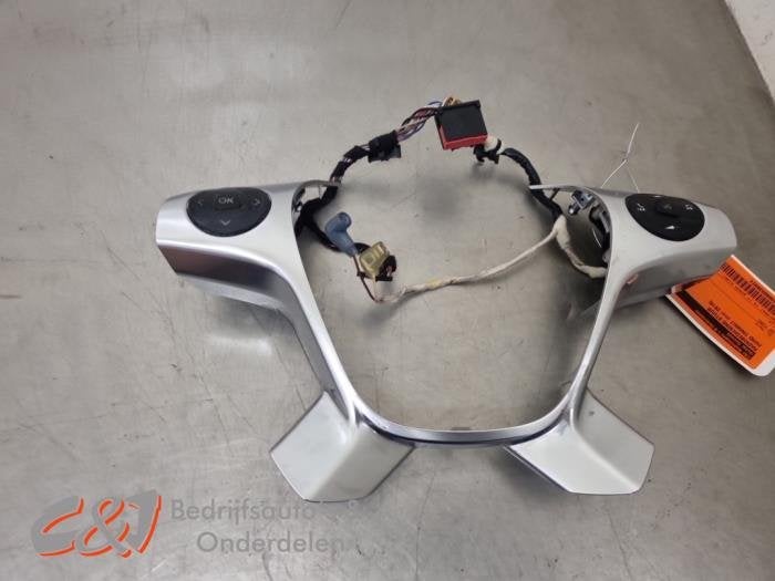 Commande radio volant d'un Ford Transit, Autos : Pièces & Accessoires, Commande, Ford, Utilisé, 3 mois de garantie, Enlèvement ou Envoi