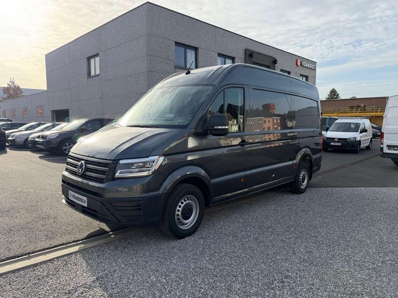 Volkswagen Crafter 2.0 CR TDi L3H3 Aut. 177PK (EU6d)*5 JAAR, Stoelmassage, 131 kW, Diesel, Zilver of Grijs