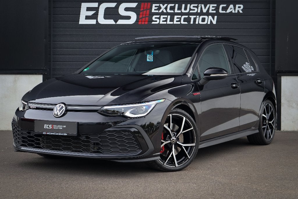 Volkswagen Golf 8 GTI | IQ | Pano | 19" Estoril Black Pack, Auto's, Stof, 4 cilinders, Zwart, Bedrijf