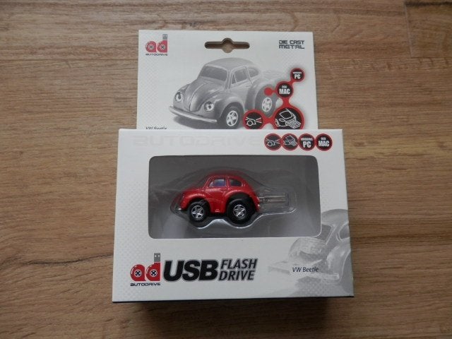 USB stick VW Kever, 8 GB, rood., Verzamelen, Ophalen, Nieuw, Auto's