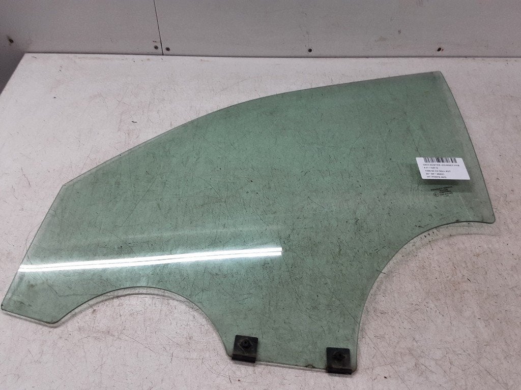 PORTIERRUIT LINKS VOOR Dacia Duster (DJF) (01-2023/-), Auto-onderdelen, Dacia, Gebruikt, Renault Deutschland AG, Peter-Huppertz-Straße 5
51063  Köln, DE