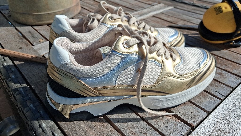 Sneakers mexx goud maat 40, Kleding | Dames, Schoenen, Ophalen, Mexx, Wit, Nieuw