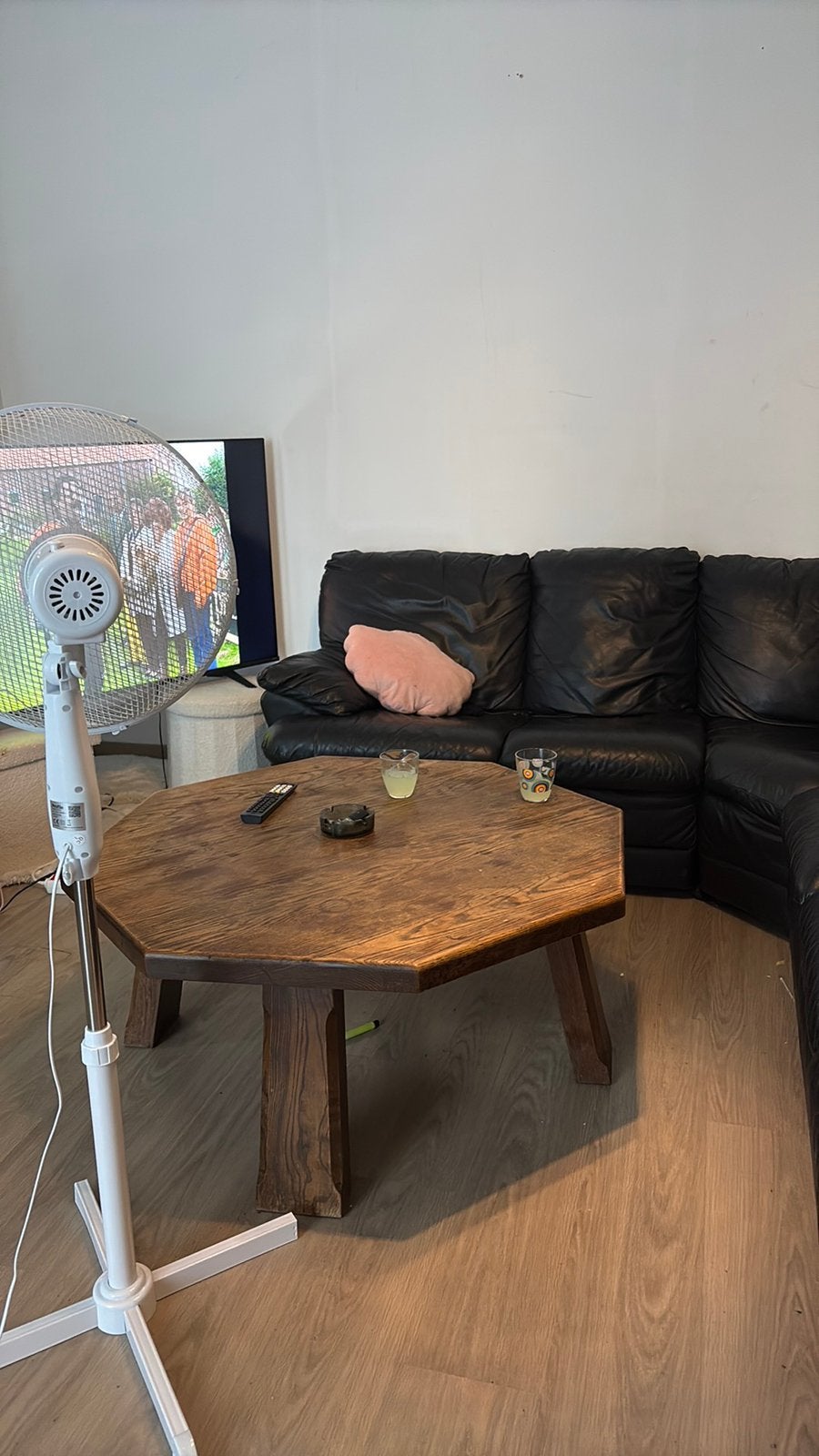 Salon tafel hout GRATIS