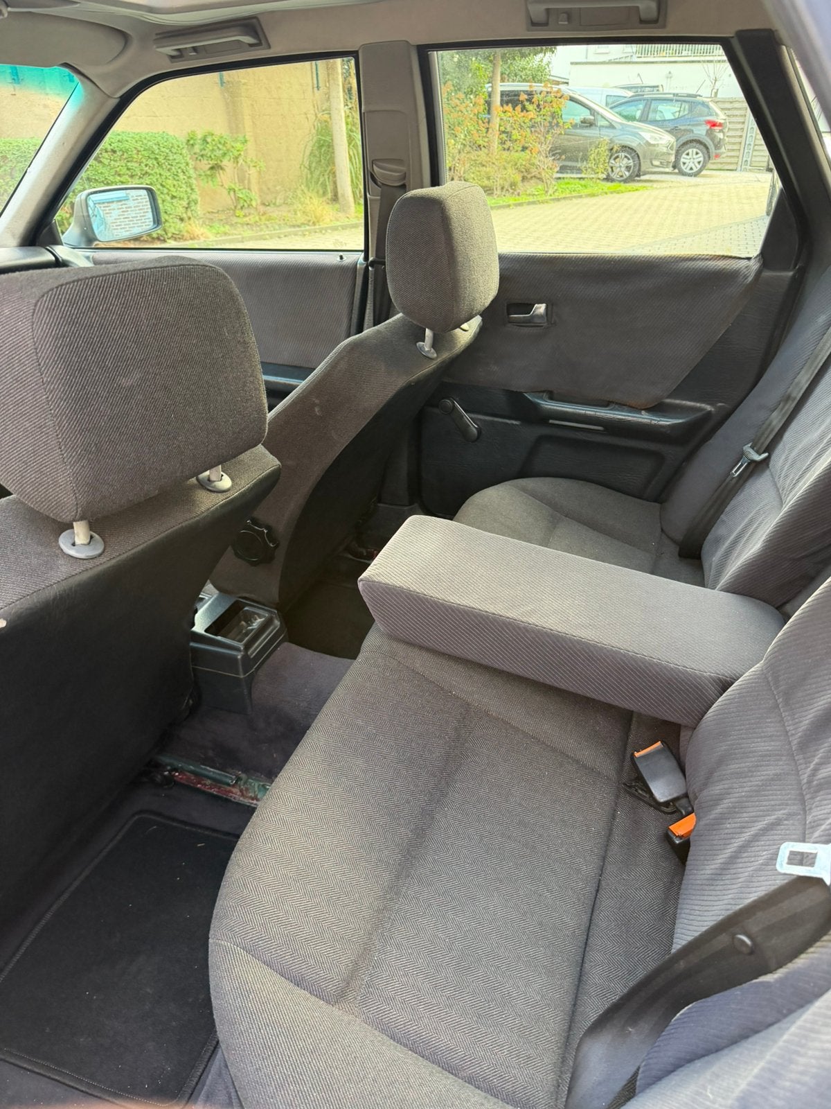 Audi 80 1991 oldtimer 2.0 E, foto 6