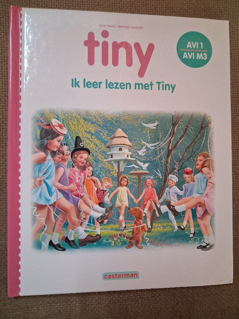 IK LEER LEZEN MET TINY : TINY OP REIS + TINY VIERT FEEST, Ophalen of Verzenden