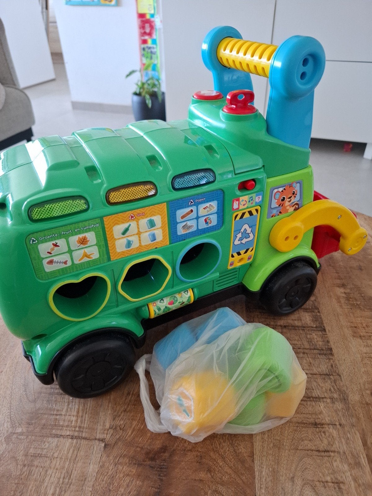 VTech Camion poubelle éducatif, Enfants & Bébés, Enlèvement