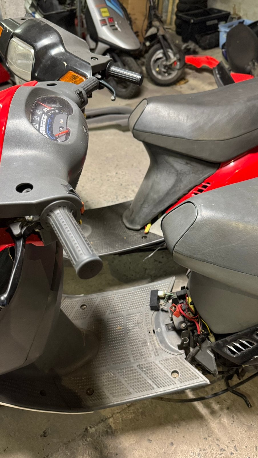 Honda Vision Met-in lot, Fietsen en Brommers, Ophalen of Verzenden, Zo goed als nieuw, Overige modellen