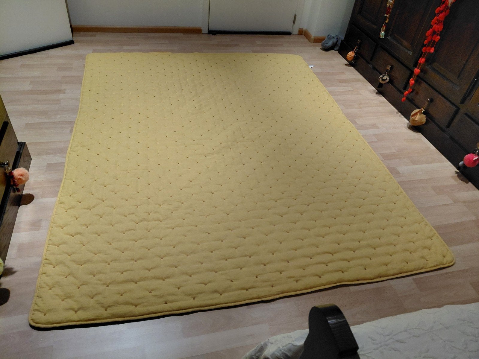 Couvre-lit, 2 m 17 x 1 m 73
Jaune vif
En parfait état, Enlèvement ou Envoi, Jaune
