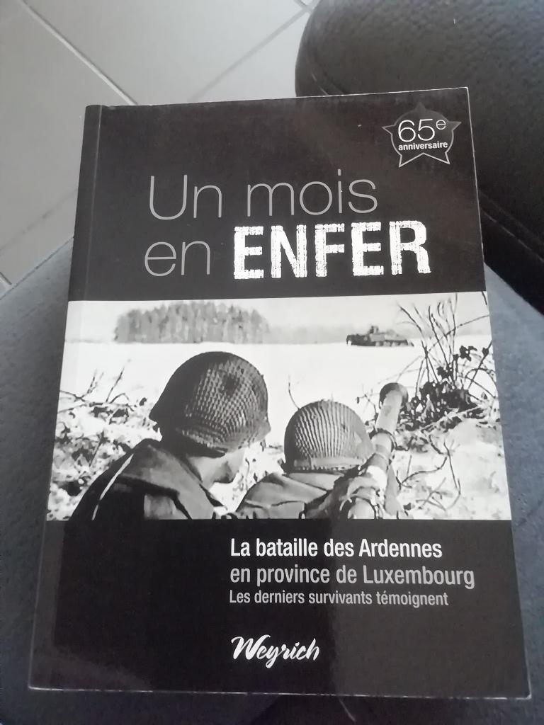 1 mois en enfer, bataille des Ardennes, Livres, Enlèvement ou Envoi, Comme neuf, Deuxième Guerre mondiale, Divers auteurs