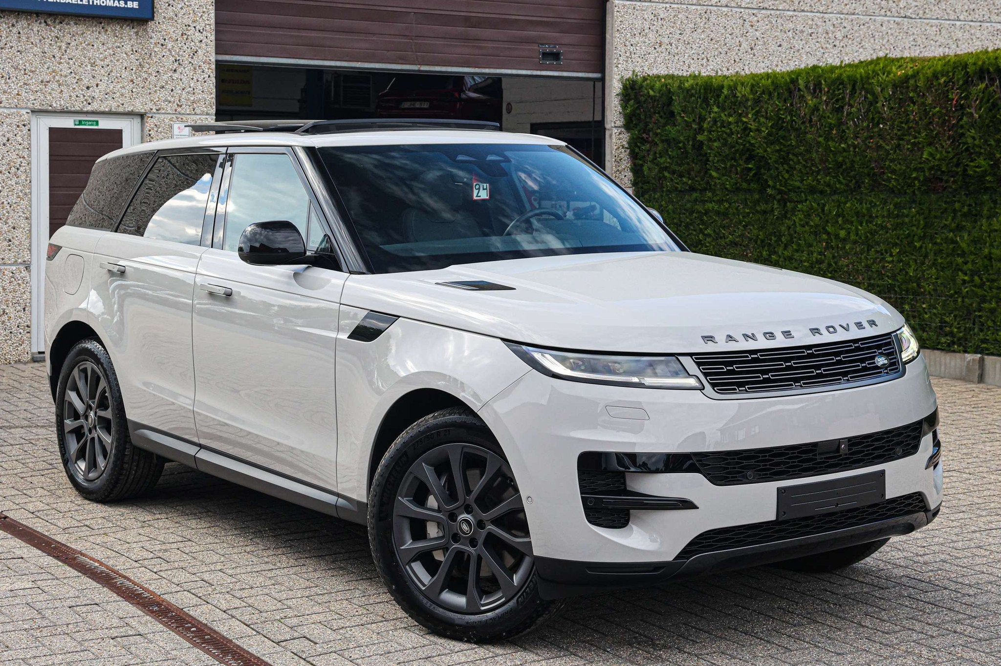 Land Rover Range Rover Sport PANORAMISCH-DAK*LEDER*LICHTE-VR, Auto's, Automaat, 183 kW, Zwart, Zwart