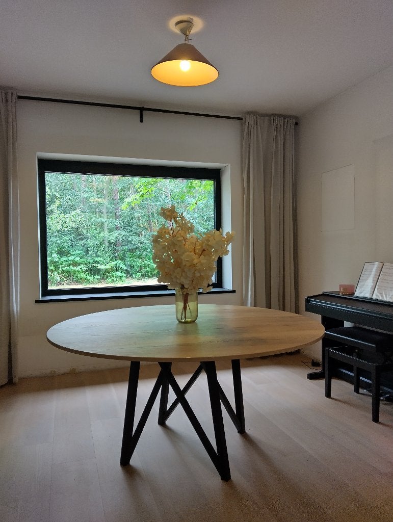 Eettafel melamine met stalen poten Gero Lier, Ophalen, 150 tot 200 cm, Rond, Zo goed als nieuw