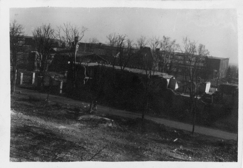 photo originale - GI USAAF - Base aérienne de Lechfeld - SGM, Collections, Envoi, Armée de l'air, Photo ou Poster