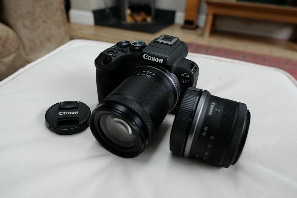 Canon EOS R10 24,2 MP-camera met objectieven, Ophalen of Verzenden, Zo goed als nieuw, Canon