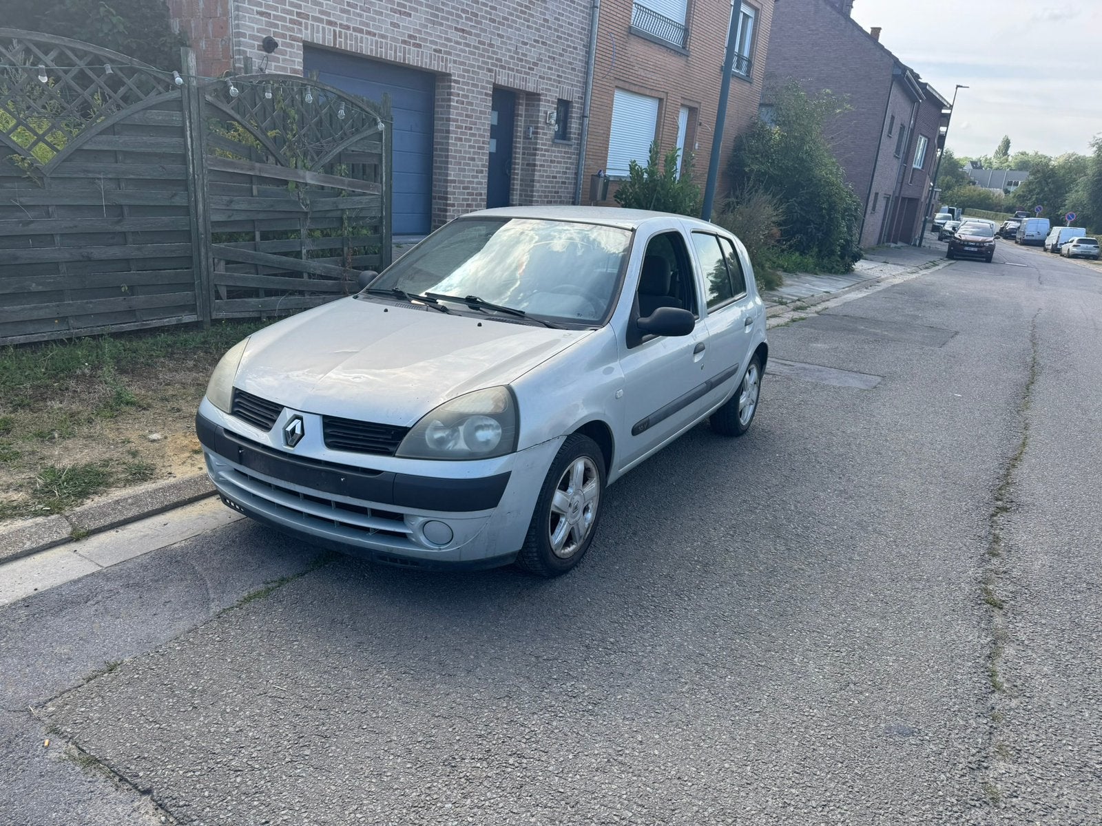 Renault clio 1.2 automatique bien lire !!, Enlèvement, Utilisé, Renault