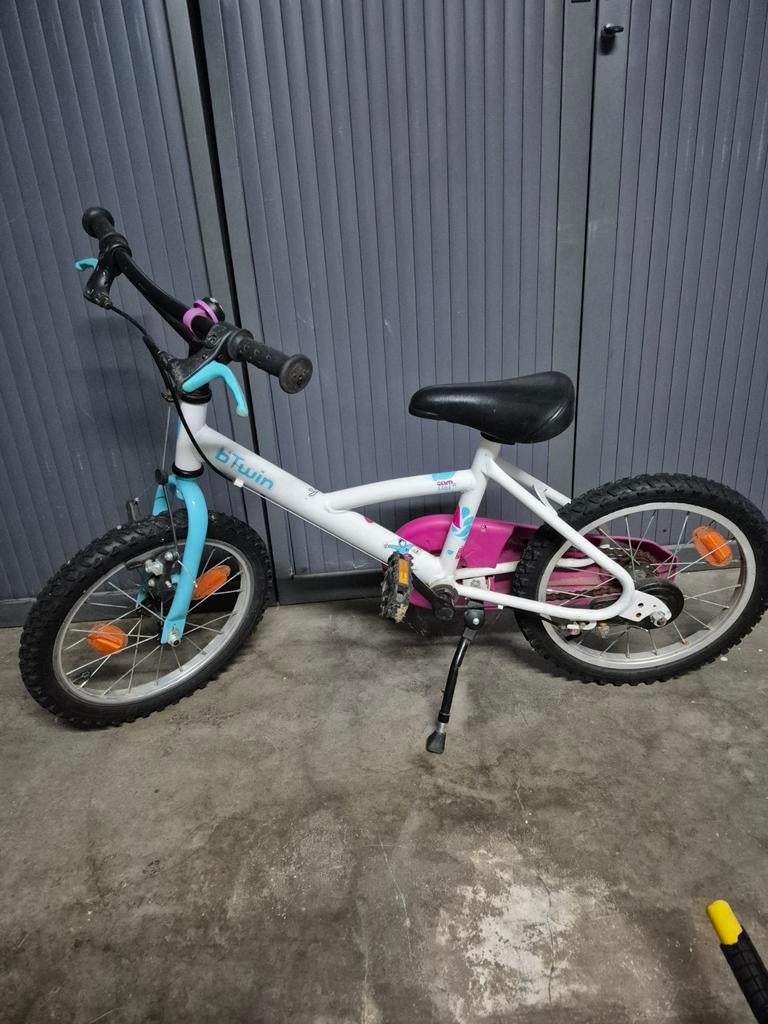 Velo fille btwin cam & titi 16 pouces, Vélos & Vélomoteurs