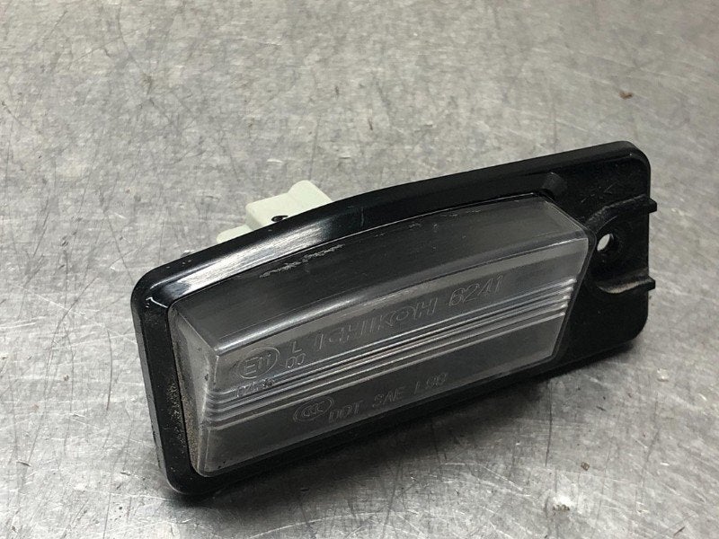 KENTEKENPLAATVERLICHTING Nissan X-Trail (T32), Gebruikt, Nissan