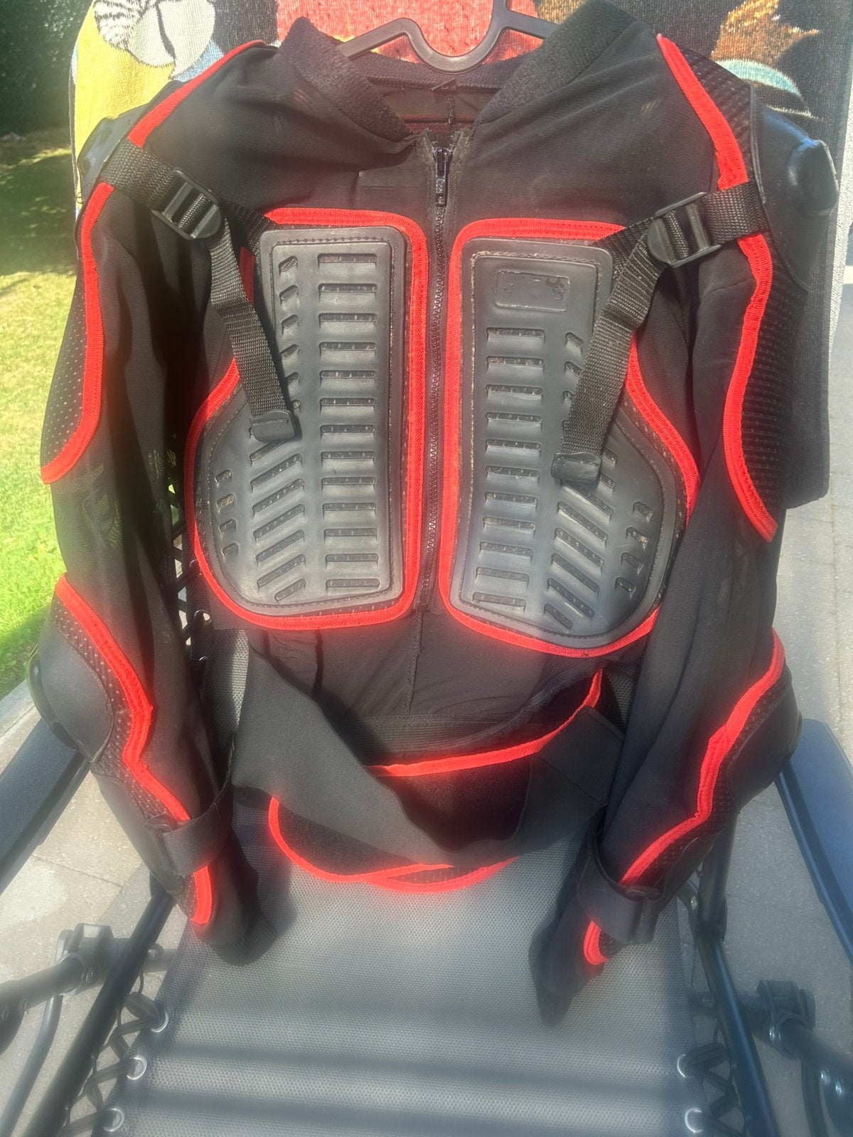 Moto protection circuit, route et cross /enduro taille L., Ophalen