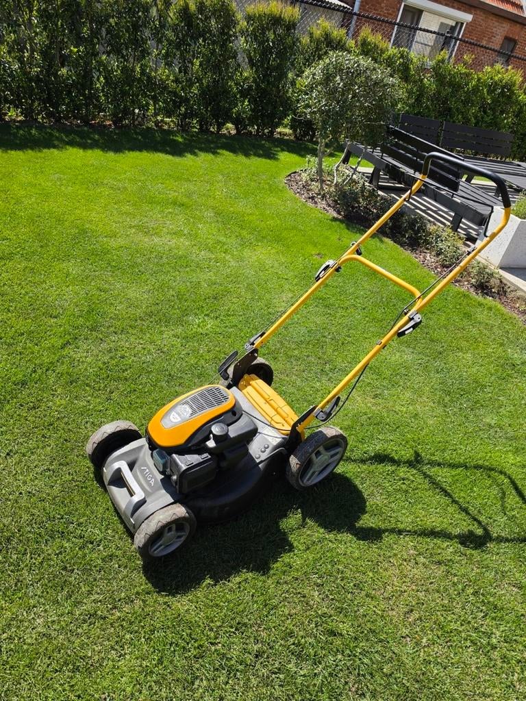 Grasmachine stiga, Ophalen, Cirkelmaaier, Opvangzak, Zo goed als nieuw