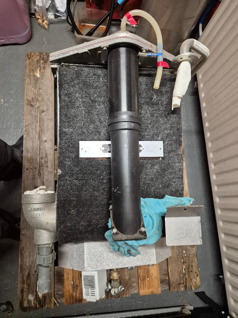 Verbrandingskamer/branderbed voor Radson Nox Hrc 3060B, Doe-het-zelf en Bouw, Chauffageketels en Boilers, Ophalen, Gebruikt