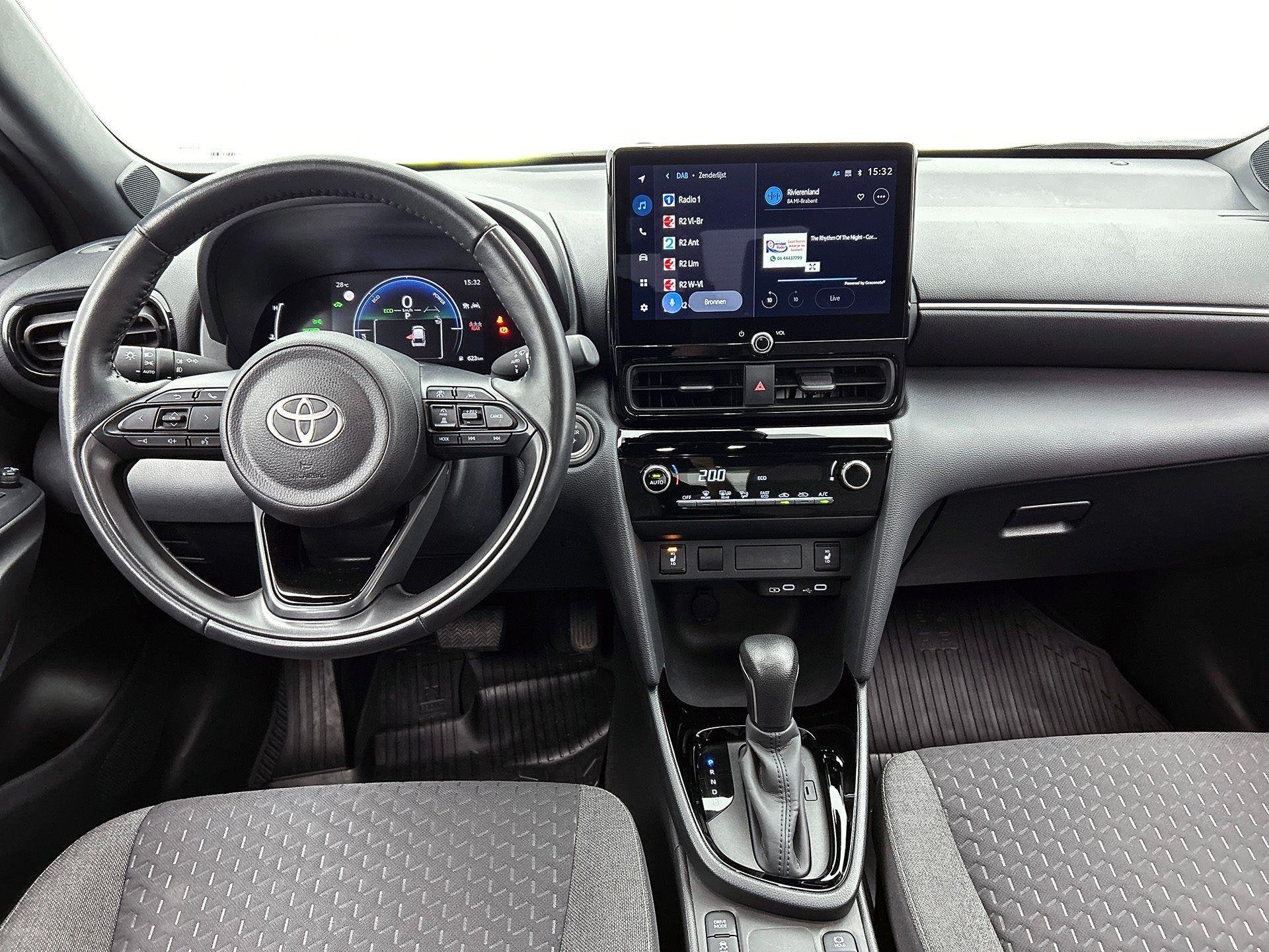 Toyota Yaris Cross 1.5 VVT-ie Hybrid 85kW Dynamic CVT, Auto's, Toyota, Dealer onderhouden, Stof, 750 kg, Overige kleuren