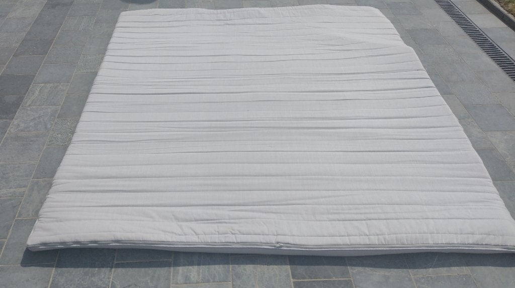 GRIJZE TOPPER MATRAS  -  IKEA SULTAN, Maison & Meubles, Matelas, Queen size, Enlèvement, Utilisé