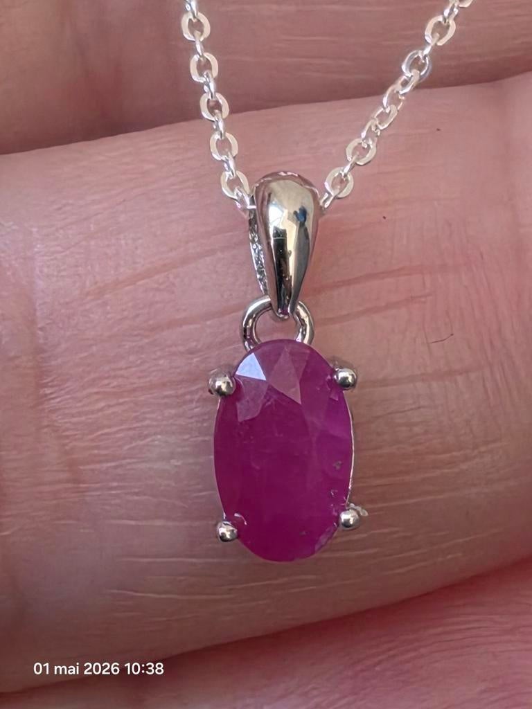 925 sterling zilveren hanger met robijnen uit Madagaskar, Ophalen, Nieuw, Met edelsteen, Rood